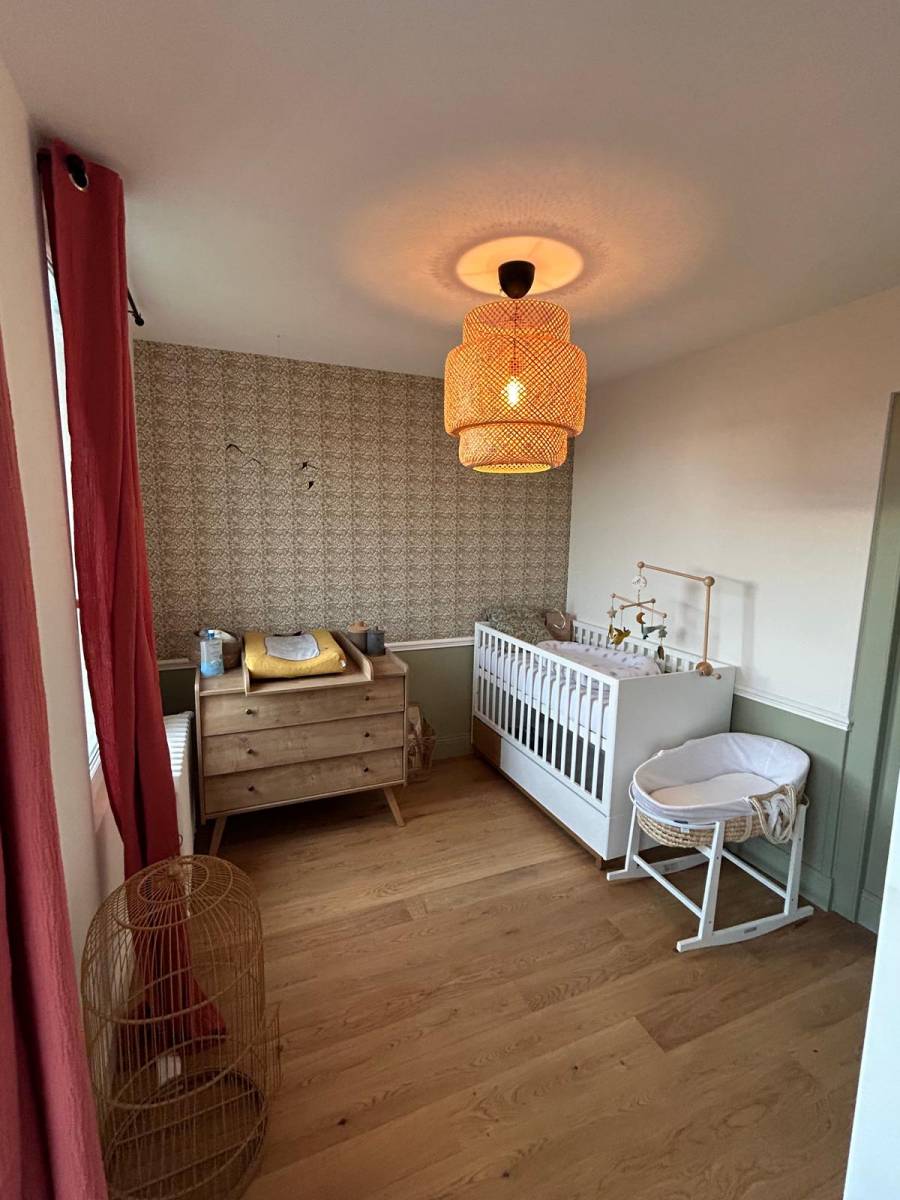 Peinture et pose de parquet dans une chambre d'enfant à Sainte Adresse
